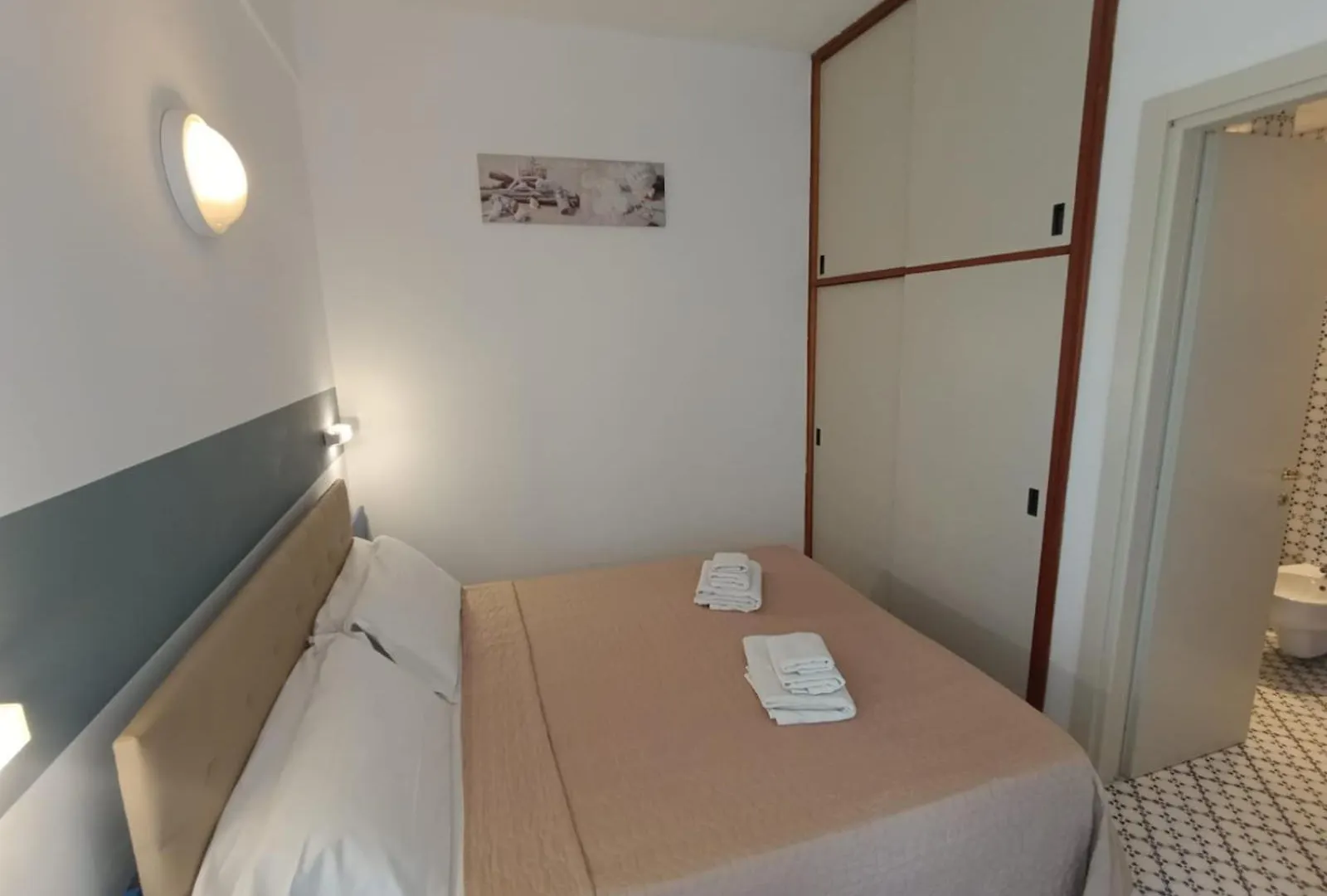 Hotel Le Terrazze Riccione 2*,